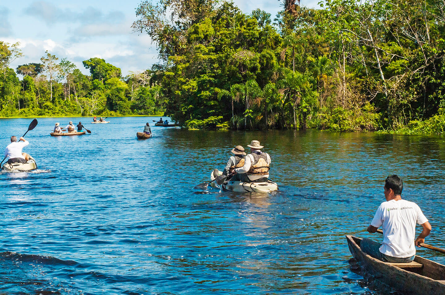 4-Kayaking-on-the-river